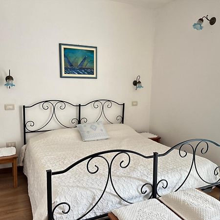 B&B Tre - Rooms & Relax 奥里斯塔诺 外观 照片
