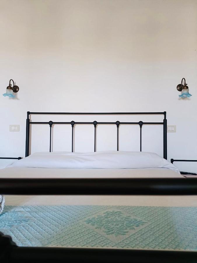 B&B Tre - Rooms & Relax 奥里斯塔诺 外观 照片