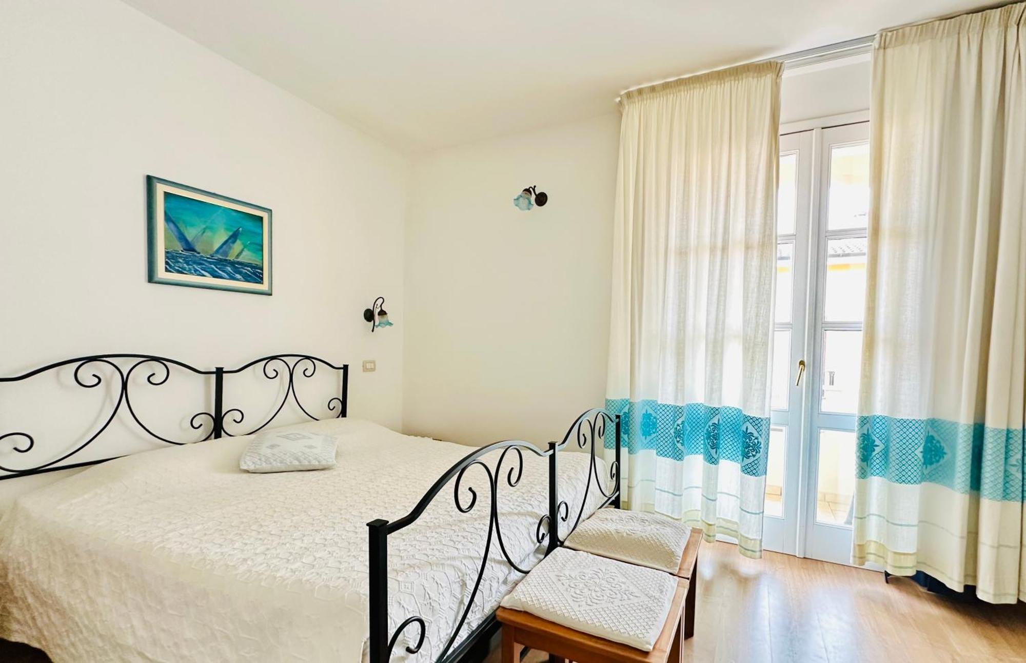 B&B Tre - Rooms & Relax 奥里斯塔诺 外观 照片